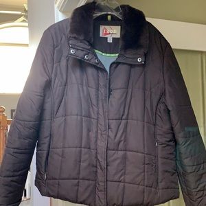 Ladies XL Puffer coat